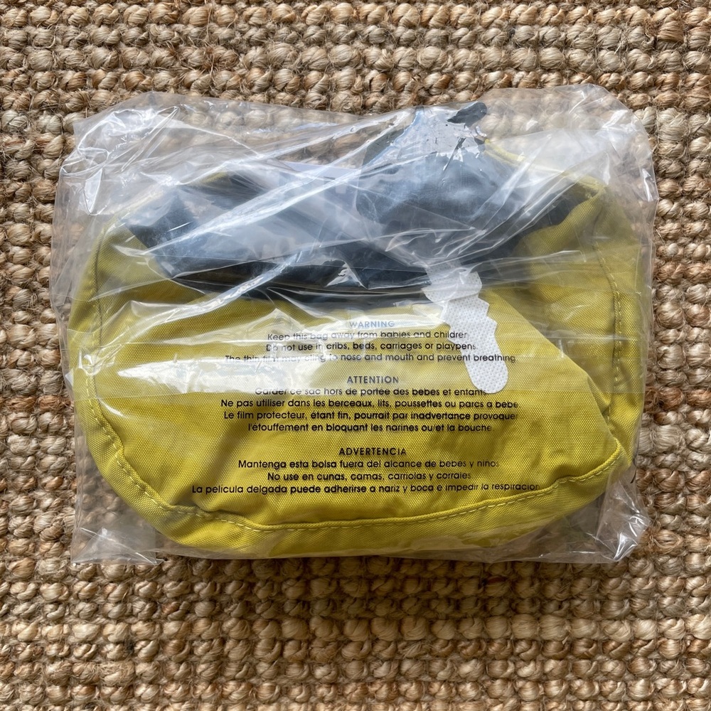 NEW BAGGU Mini Nylon Crescent Bag - Picture 8 of 13